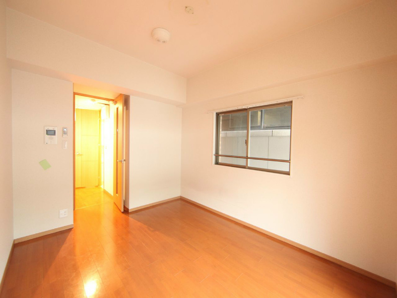 居室・リビング　洋室8帖　クローゼット（収納充実してます）