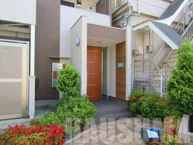 エントランス　エントランス