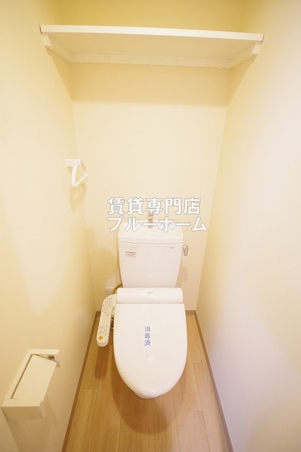 トイレ　ウォシュレット付です！