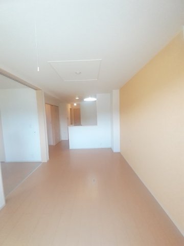 居室・リビング　居間です