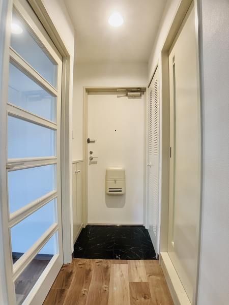 玄関　クレールメゾン左門町