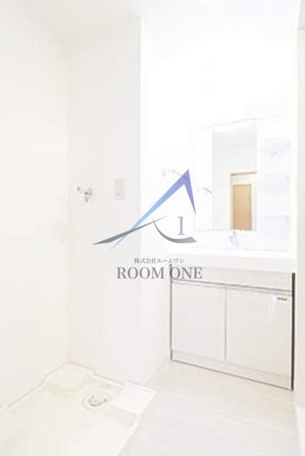 洗面設備　独立洗面台です。