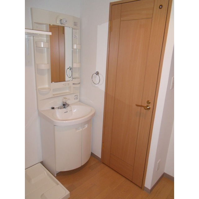 洗面設備　弊社は都内全域の物件をご紹介可能です！