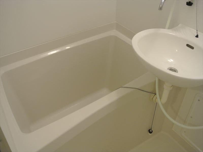 バス・シャワールーム　バス