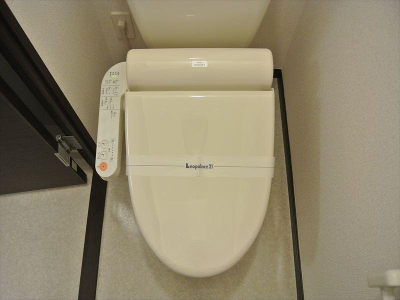トイレ　シャワー付きトイレ