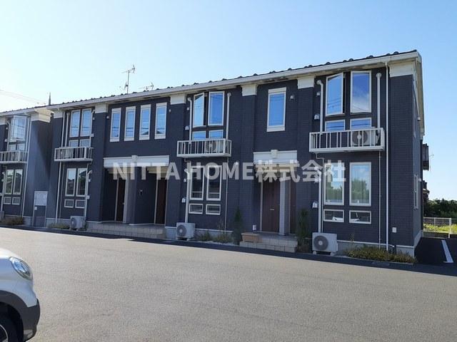 建物外観　エアコン２台付き☆彡外部物置を設置済みです◎