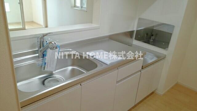 キッチン　カウンターキッチンを採用しています◇