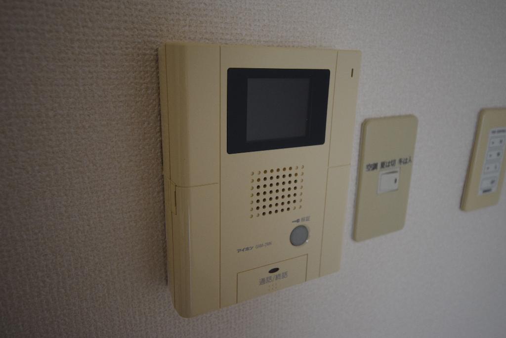 セキュリティ　カメラ付インターホン