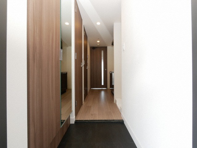 玄関　落ち着いた玄関です