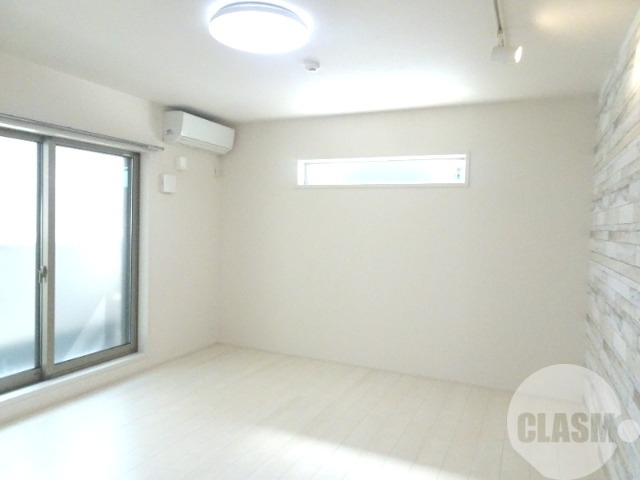 居室・リビング　２面採光です♪