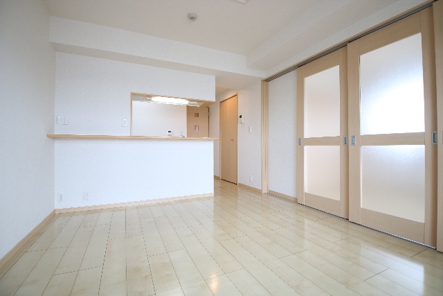 居室・リビング　※別室の参考写真の為、現況優先です。