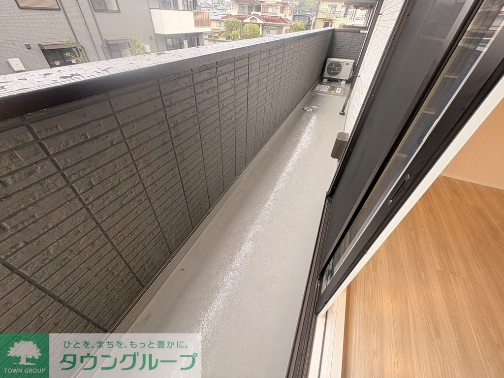 バルコニー　バルコニー