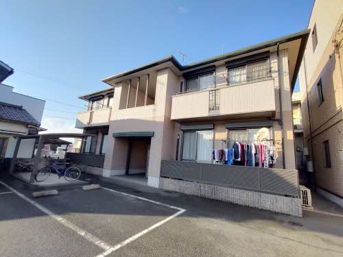 建物外観　グランドハイツ富士　A棟・軽量鉄骨造