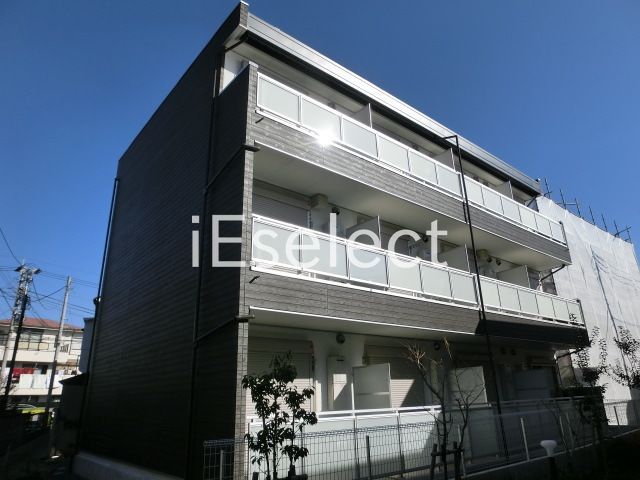 建物外観　2016年12月築マンション。