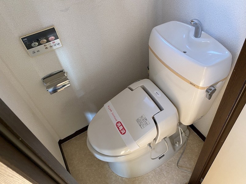 トイレ　イメージ