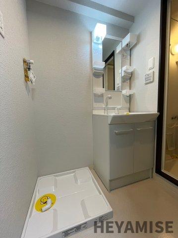 洗面設備　※同間取りの別の階のお部屋の画像です※