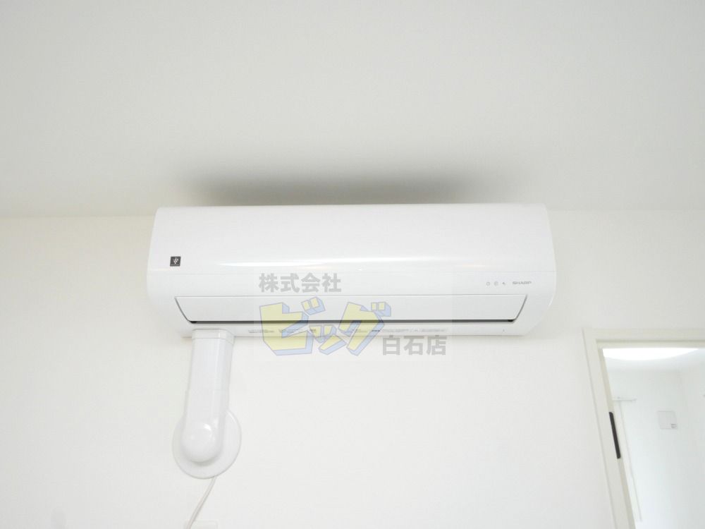 その他設備　エアコン完備で暑い夏も快適です♪