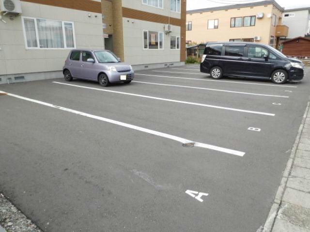 駐車場　駐車場