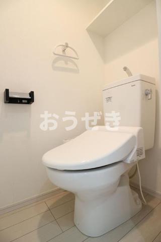 トイレ　※同仕様参考写真