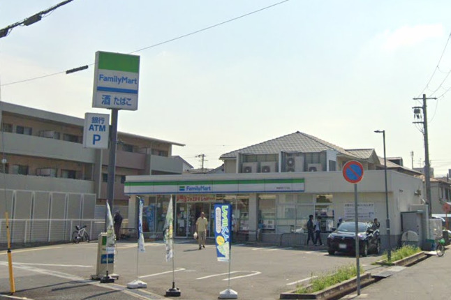 コンビニ　ファミリーマート 東園田町六丁目店（コンビニ）まで442m
