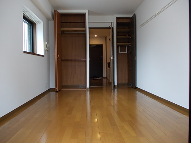 居室・リビング　広いお部屋