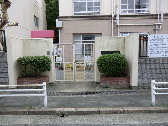 幼稚園・保育園　梅園幼稚園（幼稚園・保育園）まで256m