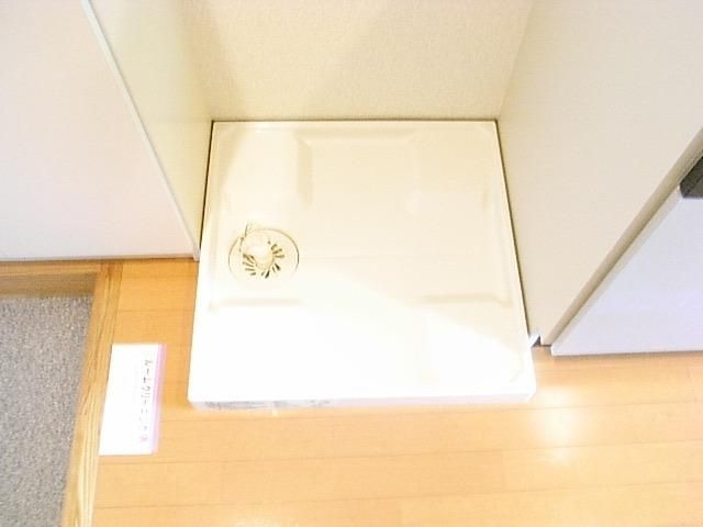 その他　洗濯機置き場も室内にあります！