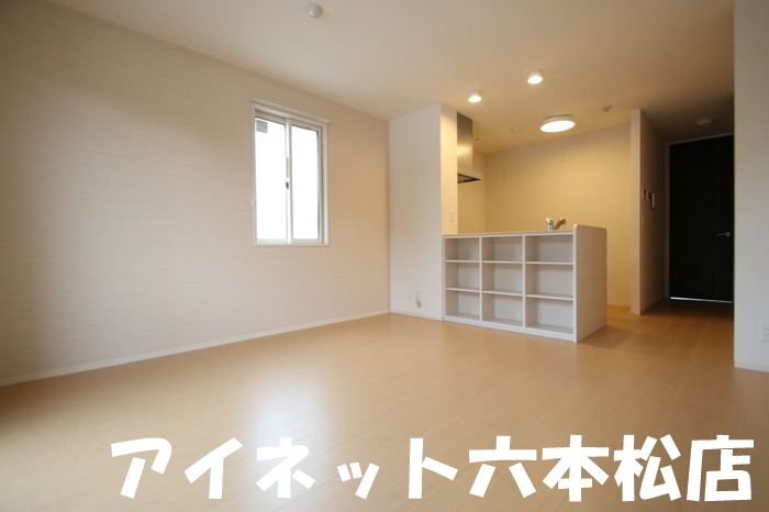 居室・リビング　広々としていいですね。