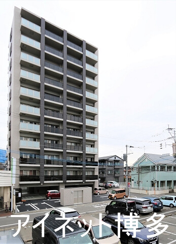 建物外観　雑餉隈駅徒歩約1分で天神までのアクセス良好♪
