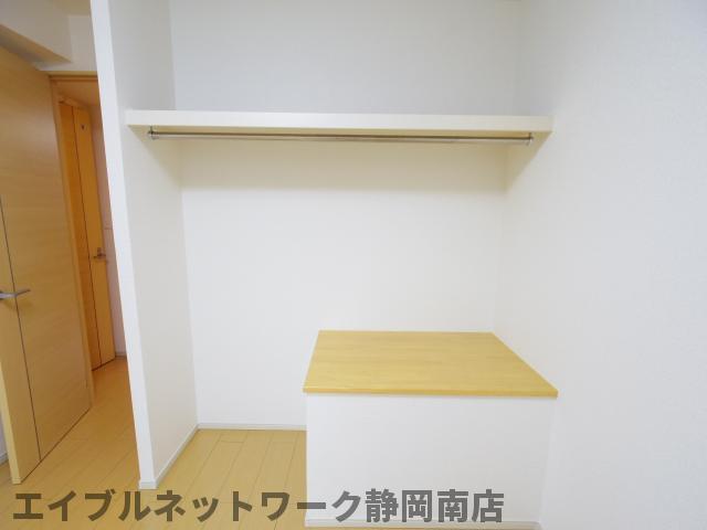 収納　たっぷりとした収納スペースです