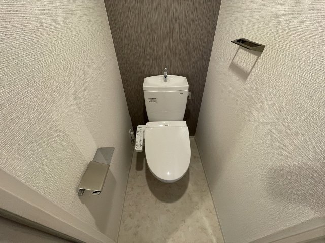 トイレ　モデル写真