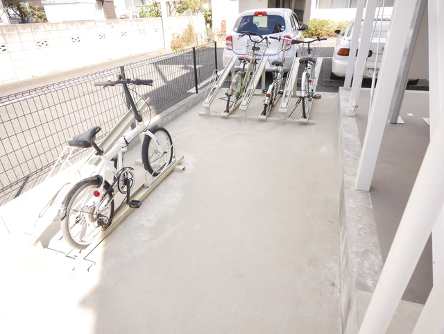 その他共有部分　★敷地内に駐輪スペースがございます★