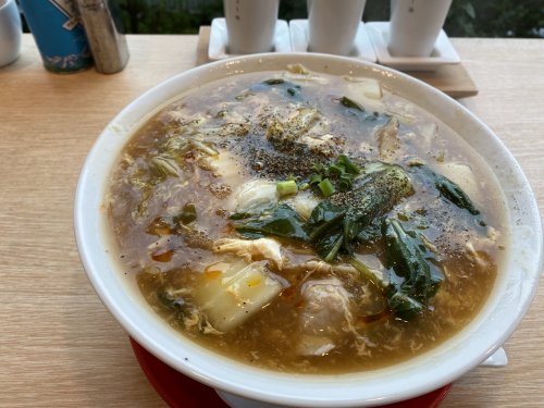 飲食店　中華ごはんかんざし（飲食店）まで492m