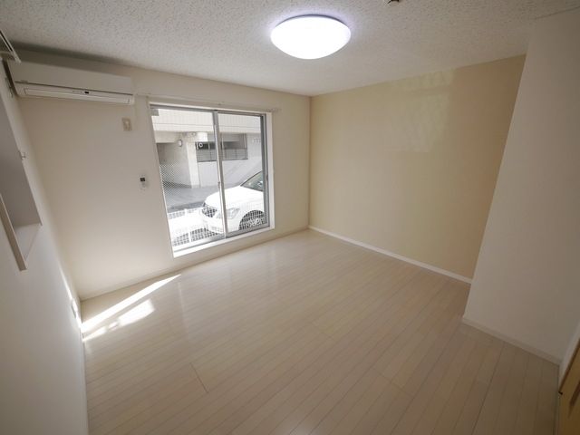 居室・リビング　★賃貸物件のお問い合わせはタウンハウジング登戸店まで★
