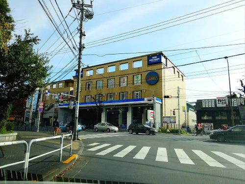 レンタルビデオ　TSUTAYA 馬事公苑店（レンタルビデオ）まで774m