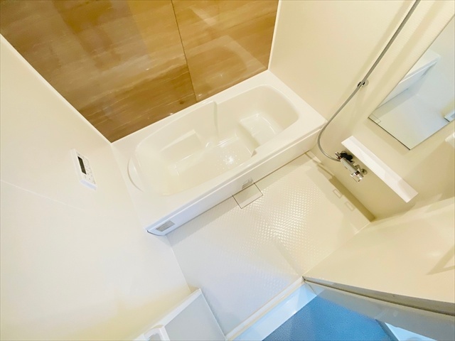 バス・シャワールーム　＊同タイプのお部屋の内装写真転載。