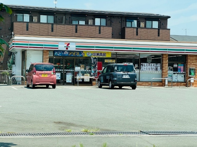 コンビニ　セブンイレブン武蔵村山岸店（コンビニ）まで814m