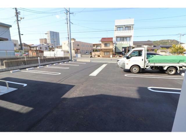 駐車場　駐車場