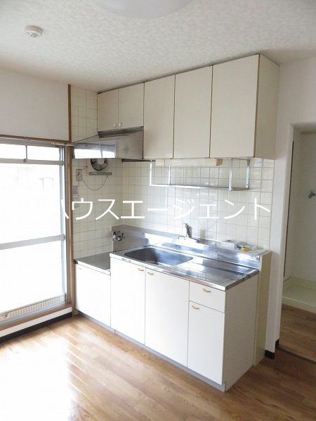 キッチン　2口ガスコンロ設置可能のキッチンです。