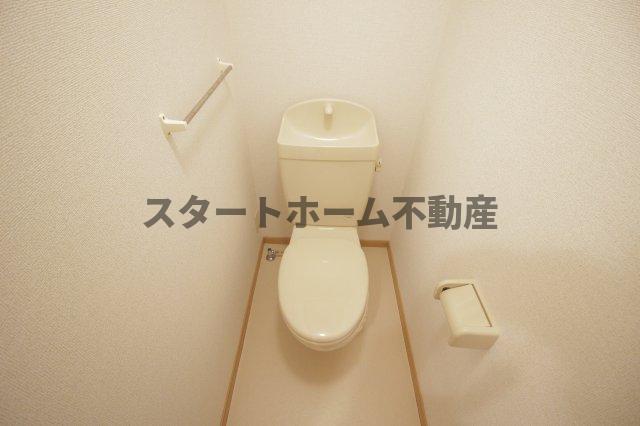 トイレ　シンプルで使いやすいトイレです