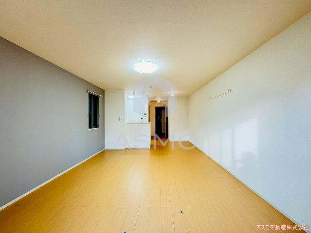 居室・リビング　同マンション別部屋　参考写真