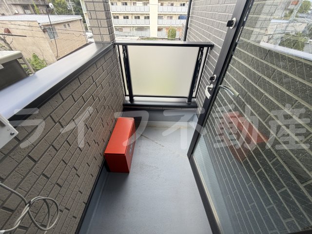 バルコニー　陽当たり良好なバルコニーです