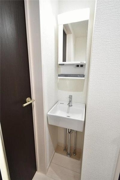 洗面設備　同一仕様写真