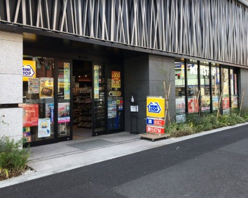 コンビニ　ミニストップ れこっず 南阿佐ヶ谷店（コンビニ）まで1m