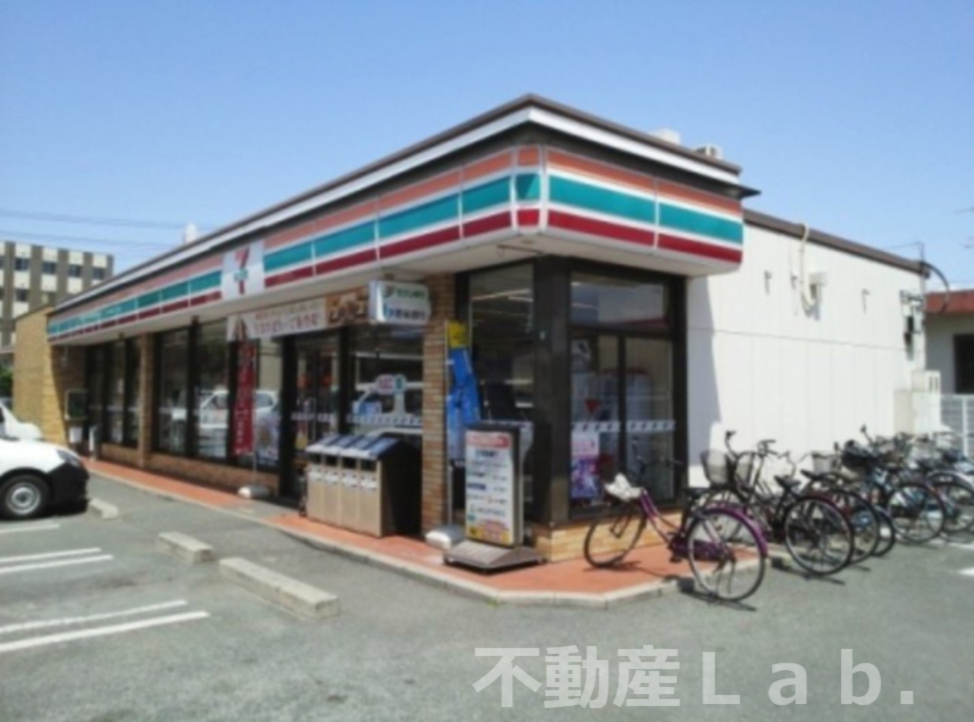コンビニ　セブンイレブン 熊本上近見店（コンビニ）まで600m