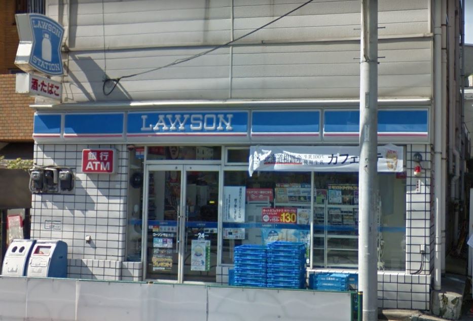 コンビニ　ローソン千駄木不忍通店（コンビニ）まで137m
