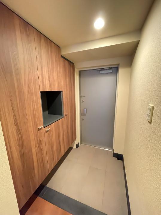 玄関　大容量のシューズボックスです。