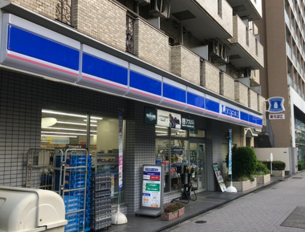 コンビニ　ローソン 麻布十番店（コンビニ）まで173m