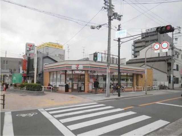 コンビニ　セブンイレブン大阪小路2丁目店（コンビニ）まで59m