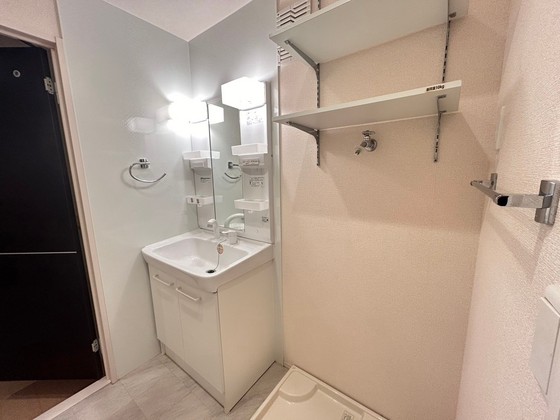 洗面設備　※別部屋の写真です
